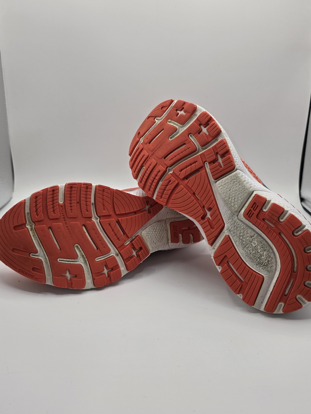 Brooks Women’s 9 Running Walking Gym Jogging Comfort Shoes - Coral Teal - Picture 8 of 9